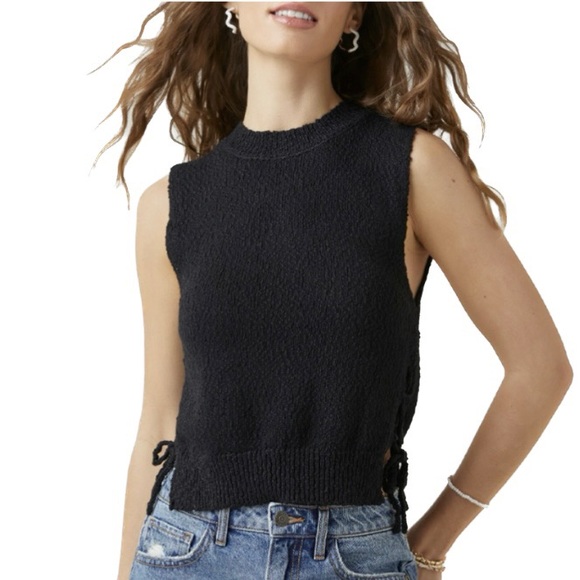 Francesca's Collections Tops - IVORY  Side tie sweater tank